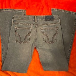 HOLLISTER CALI FLARE LIGHT WASH DENIM JEANS SIZE 3s (stretch)